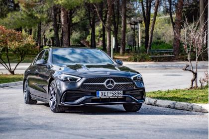 Mercedes-Benz C300e 313Ps